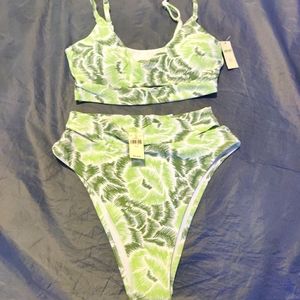 🔥🔥🔥BRAND NEW 2 PIECE BIKINI 👙 SET